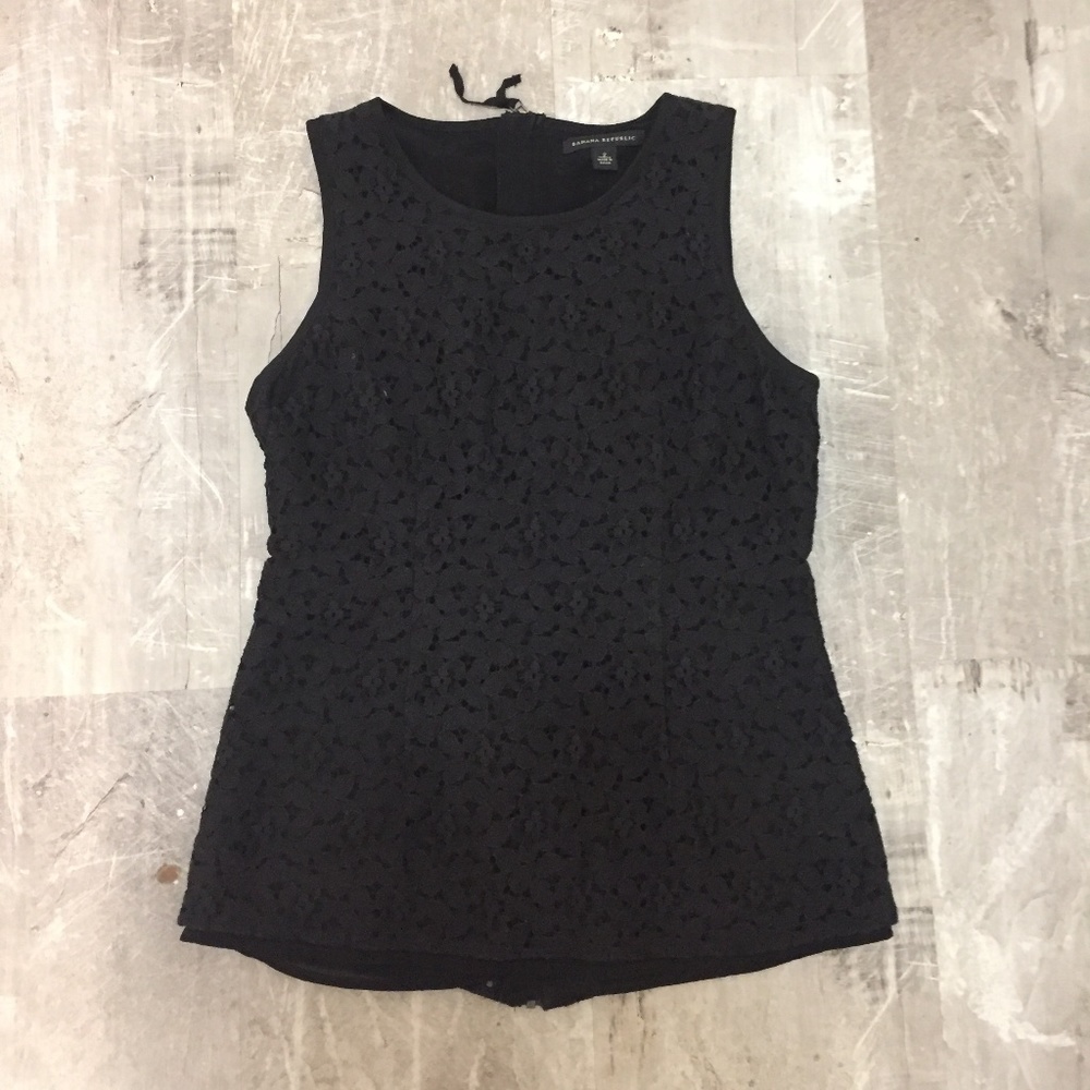Banana Republic Lace Sleeveless Top